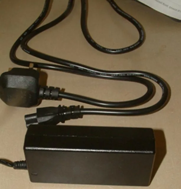 Caricabatterie per laptop – H AC/DC Adaptor — foto 2 dell'alert 1011/10