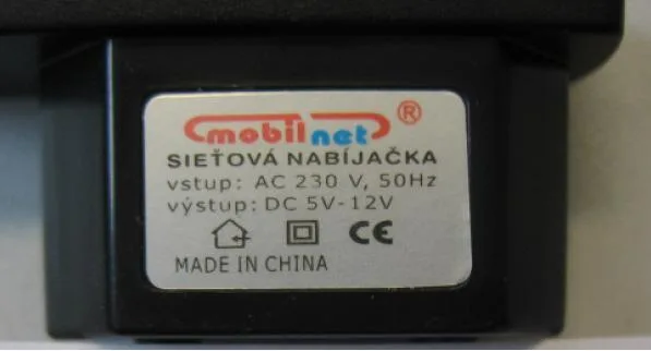 Caricabatterie per telefono cellulare — foto 2 dell'alert 0930/08