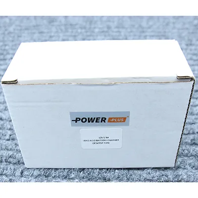 Caricabatterie (POWER PLUS)
