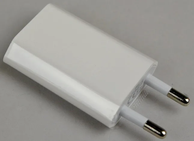 Caricabatterie USB — foto 1 dell'alert A12/00059/19