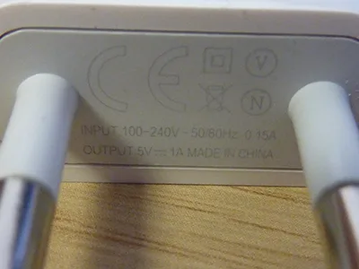 Caricabatterie USB — foto 4 dell'alert INFO/00041/23