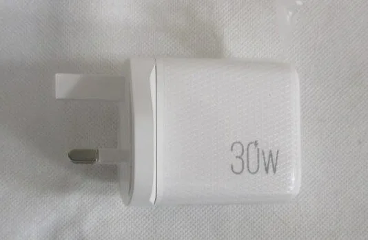 Caricabatterie USB — foto 5 dell'alert A12/01132/23