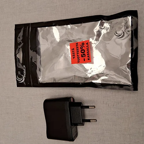 Caricabatterie USB — foto 1 dell'alert SR/00600/26