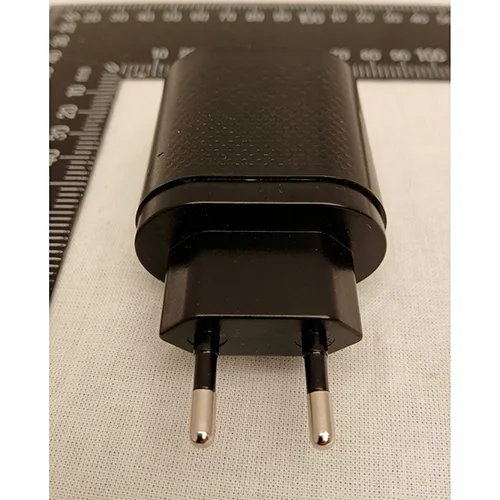 Caricabatterie USB — foto 1 dell'alert SR/00629/25