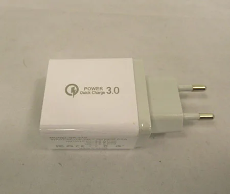 Caricabatterie USB — foto 2 dell'alert A12/00280/21