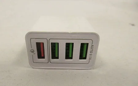 Caricabatterie USB — foto 3 dell'alert A12/00280/21