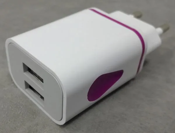 Caricatore USB — foto 3 dell'alert A12/0155/19