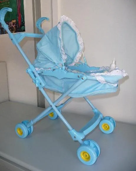 Carrozzina giocattolo – passeggino giocattolo con culla e bambola (DOULE TOYS)