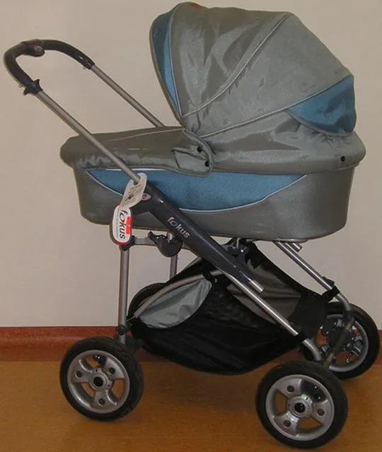 Carrozzina/poltrona/sedile per auto – Fokus (Deltim)