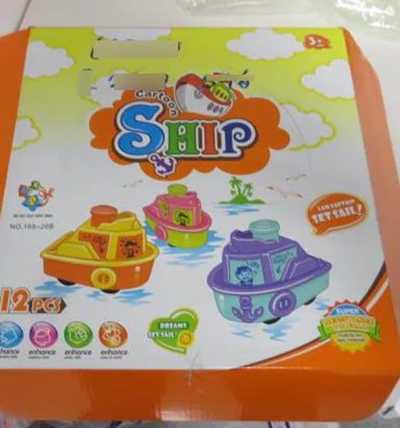 Barca giocattolo in plastica «Cartoon Ship» (Zhi Hui Xiao Neng Shou)