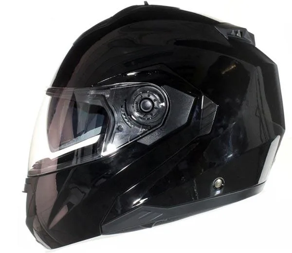 Casco da moto — foto 1 dell'alert A12/0471/18