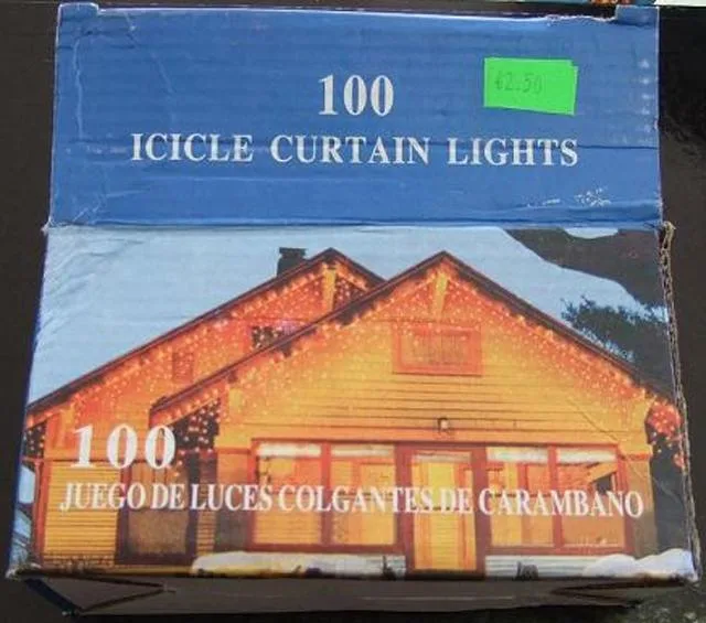 Catena di illuminazione "100 Icicle Tentain Lights/100 J (Not known)