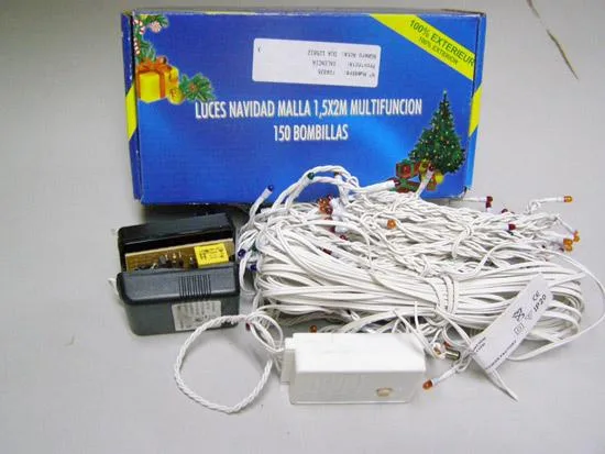 Catena di illuminazione natalizia con 150 lampade (Luces navidad malla 150 Bombillas) — foto 1 dell'alert 0029/08