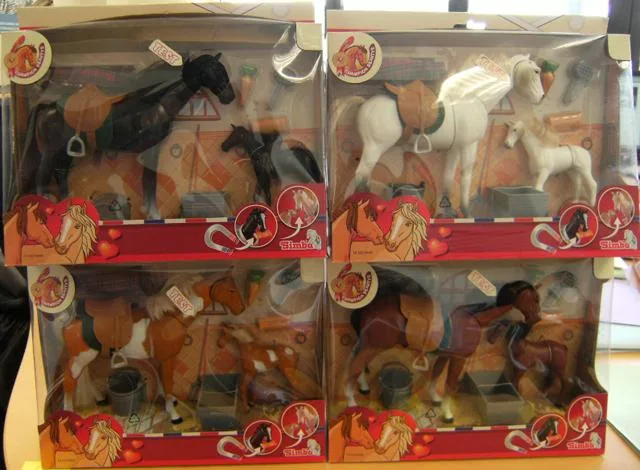 Cavalli giocattolo – Campione Bellezza (Simba)