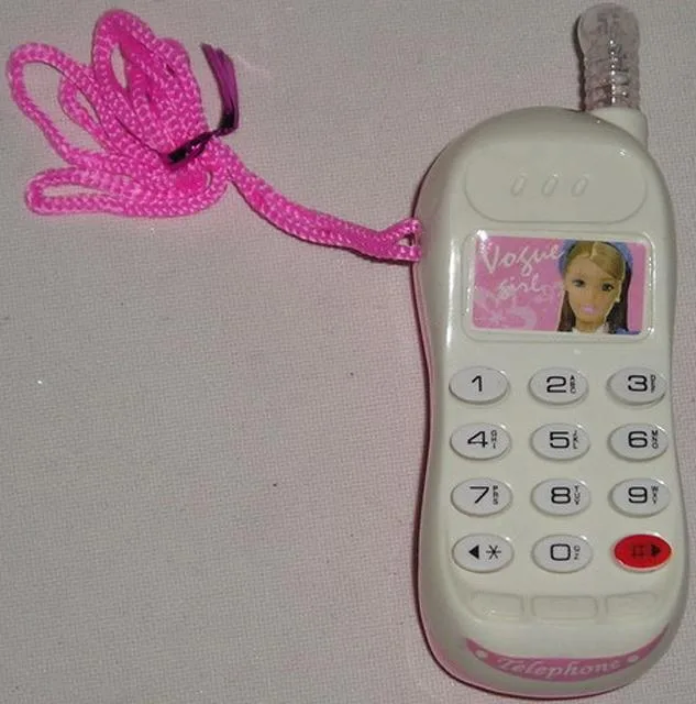 Cellulare per bambini – Vogue Girl — foto 2 dell'alert A12/1463/10