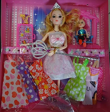 Set di bambole in plastica con accessori «CERLO»