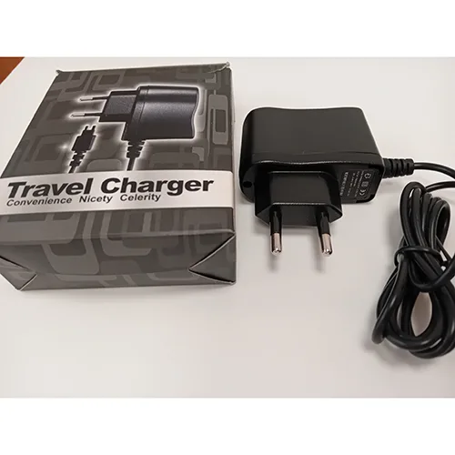 Caricabatterie da viaggio «Charger» — foto 1 dell'alert SR/04326/25