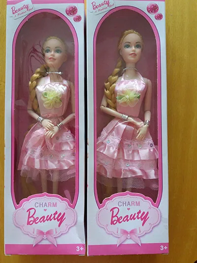 Bambola di plastica «CHARM Beauty» — foto 3 dell'alert A12/00702/22