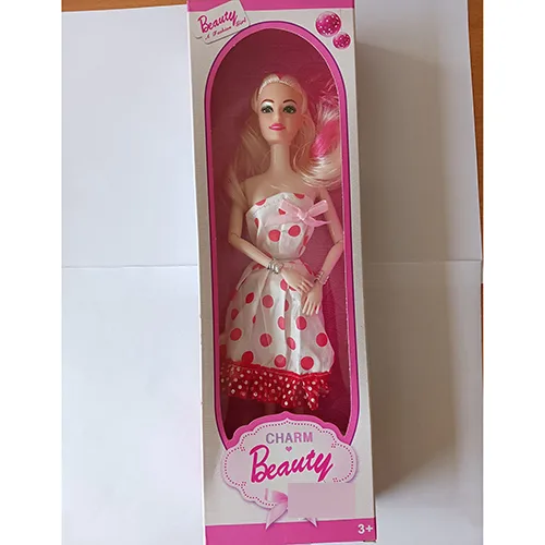 Bambola di plastica «CHARM Beauty»