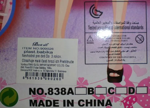 Bambola di plastica «Charming Girls» (Surprise! FASHION)