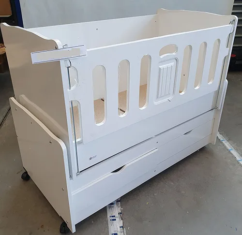 Culla per bambini «Children's cot» — foto 1 dell'alert A12/01324/23