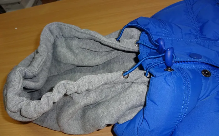 Gilet per bambini con cappuccio «Children's vest» — foto 3 dell'alert A11/00126/20
