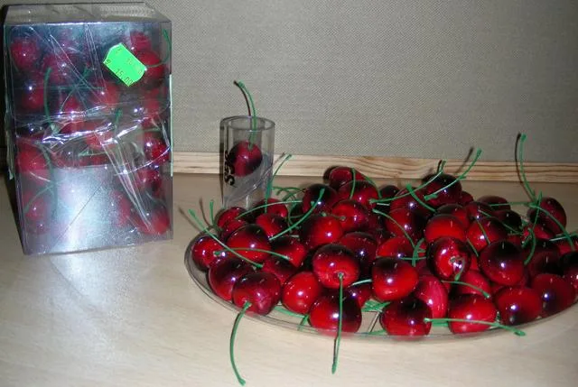 Ciliegie decorative — foto 2 dell'alert 1416/10