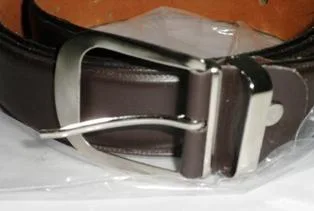 Cintura in pelle da uomo & #13; & #13; — foto 1 dell'alert 0545/12