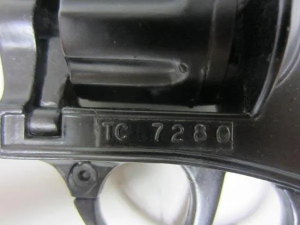 Pistola in metallo giocattolo «Cinturon Pistola» (Tai Cheong Toys Mfty Fty)