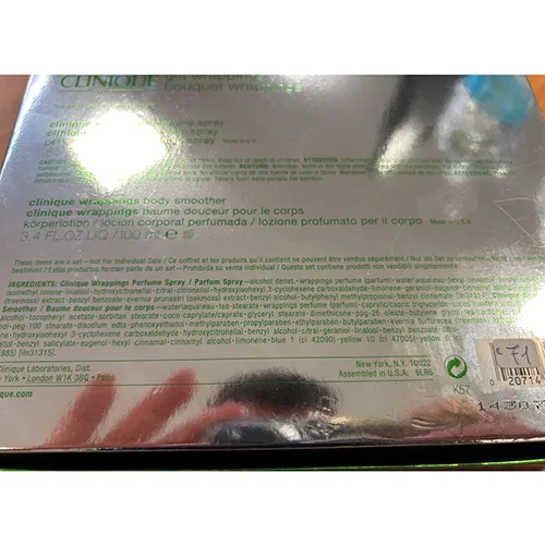Set di cosmetici «Clinique wrappings» — foto 2 dell'alert SR/02406/25