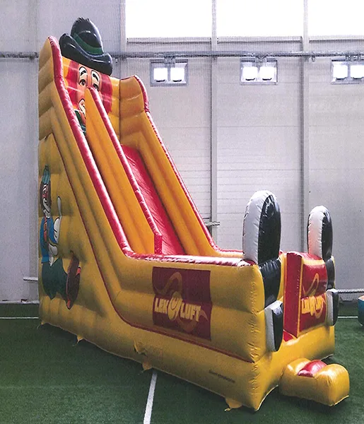 Arrampicata gonfiabile e percorso ad ostacoli «Clown slide, Rabbit slide» (Zizo Inflatables)