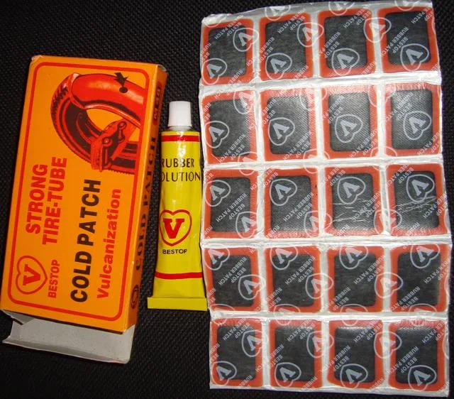 Kit di riparazione pneumatici & #13; & #13; «Cold Patch» — foto 2 dell'alert A12/0302/13
