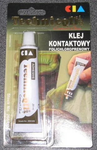 Colla a contatto "Adhesive Technicqll (Klej Kontaktowy Polichloroprenowy)". (CIA Technicqll.)