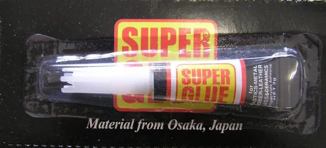 Colla "Super Colla per Plastiche — Metallo — Legno — Rub — foto 2 dell'alert 1361/11