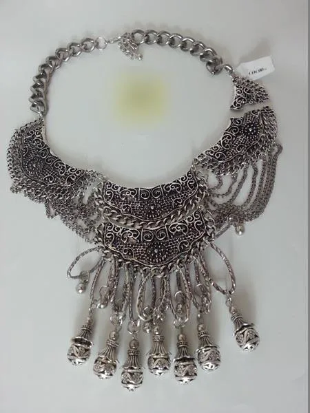 Collana con ciondoli (Cocoo)