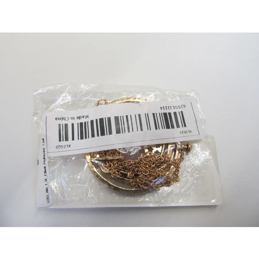 Collana con pendente — foto 3 dell'alert A12/01554/24