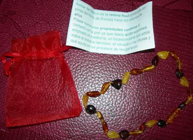 Collana di dentizione ambrata & #13; & #13; — foto 1 dell'alert 0251/12