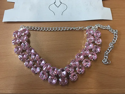 Collana (Fashion Jewelry)