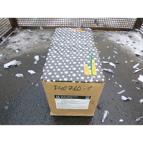 Fuochi d'artificio «Color Crown Box» — foto 2 dell'alert SR/03563/25