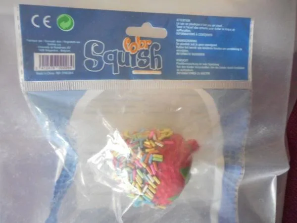 Giocattolo spremuto «Color Squish» — foto 2 dell'alert A12/0567/19