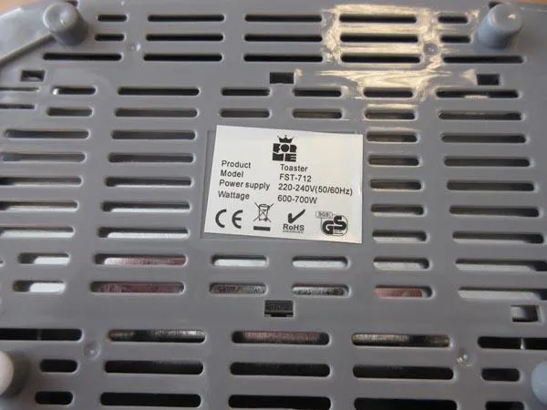 Tostapane elettrico «Cool Touch» — foto 4 dell'alert A12/0135/18