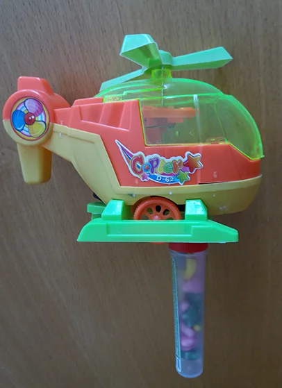 Elicottero giocattolo con dolci «Copter apache» — foto 3 dell'alert A12/01192/22