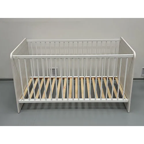 Lettino per bambini «CORNER Babybett» — foto 1 dell'alert A12/03258/24