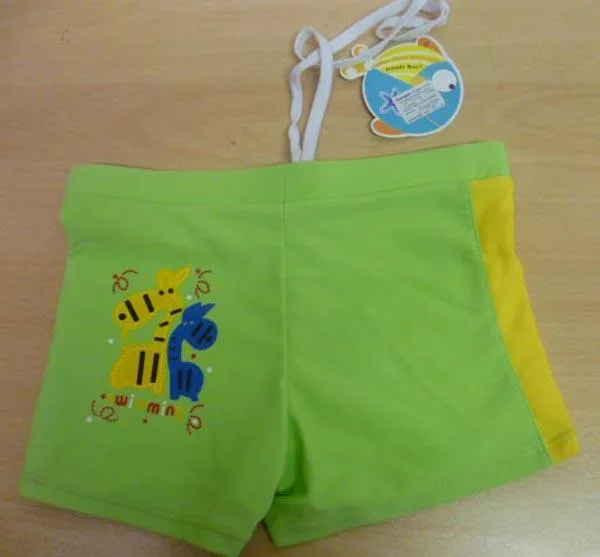 Costumi da bagno per bambini — foto 4 dell'alert A12/1220/17