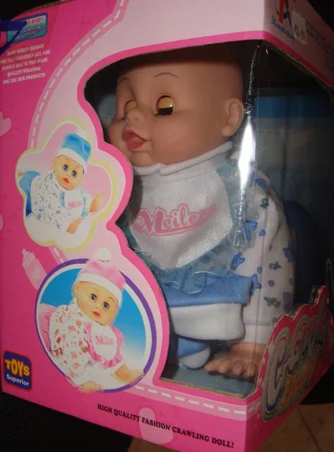 Bambola di plastica del bambino &amp; #13; &amp; #13; «Crawling Baby» (Rongdafeng)