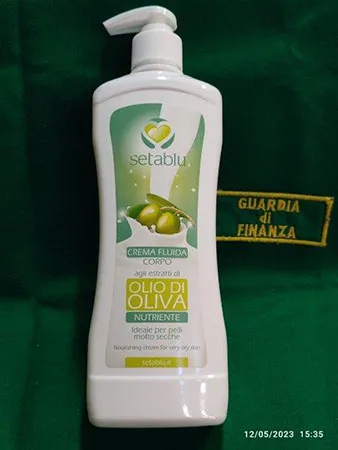 Lozione per il corpo «Crema fluida corpo agli estratti di olio d'oliva» — foto 2 dell'alert A12/02924/23