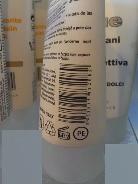 Crema per le mani «Crema Mani dermoprotettiv» — foto 2 dell'alert A12/1852/17