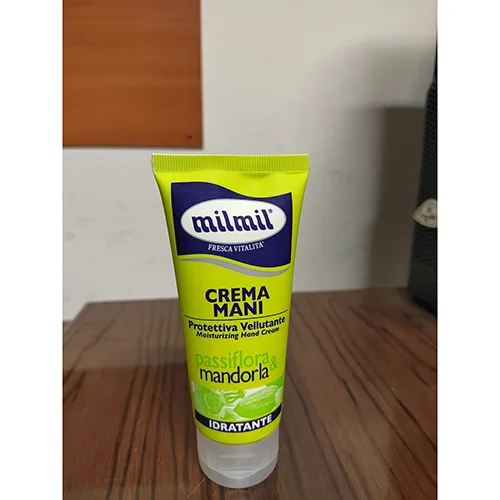 Crema per le mani «Crema mani protettiva vellutante» (MilMil)