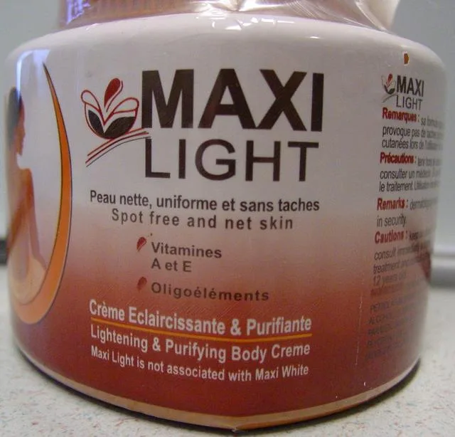 Crema schiarente della pelle "Lightening &amp; corpo purificante (Maxi Light)