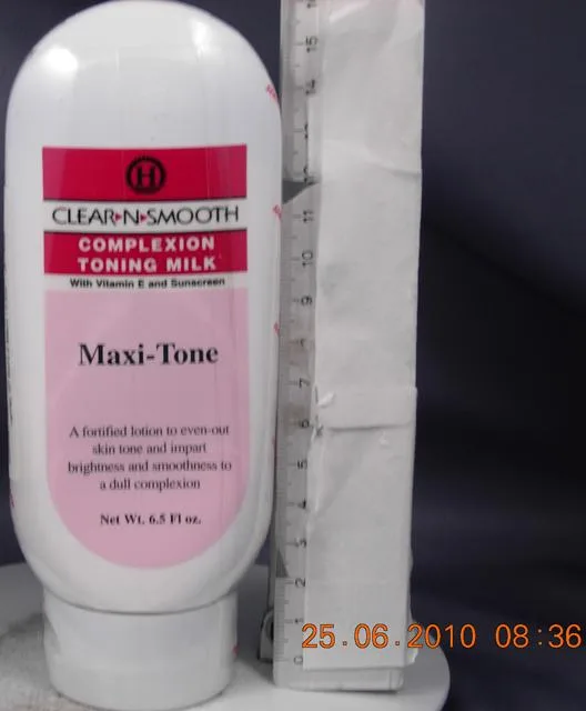 Crema tonificante – Maxi Tone Complexion Toning Milk con Vitamina E e Sunscreen (CLEAR N SMOOTH)